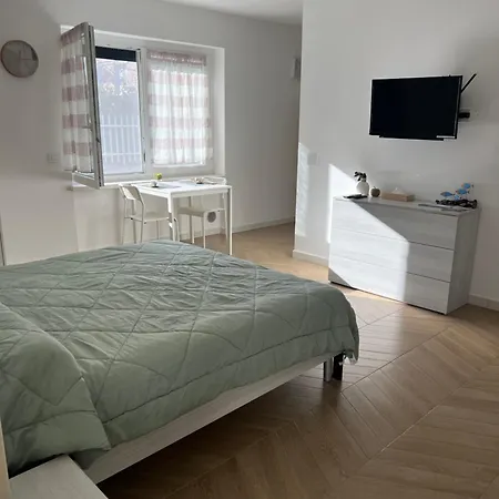 Paola 카스텔레토소프라티시노